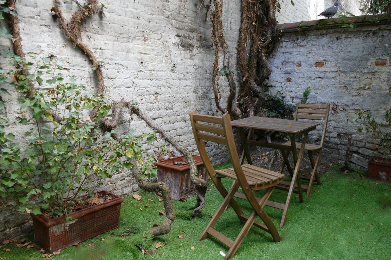 Bed and Breakfast Be And Be Sablon Bruselas Exterior foto